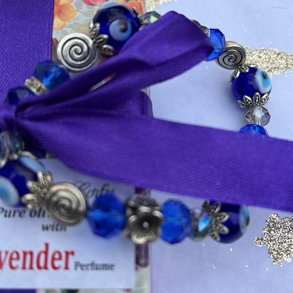 New, unique Souvenir from Greece with stretch bracelet with evil eye and spacers - Picture 2 of 6